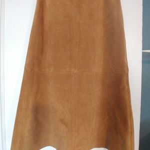 Benneton beautiful velvet skirt